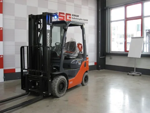 Toyota 02-8FGF18 - II Treibgasstapler, Baujahr 2023 – Schaaf-Gebrauchtgerät